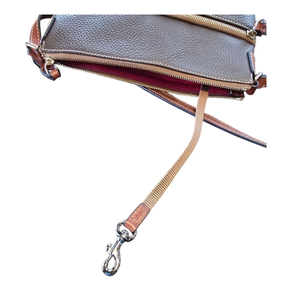 Dooney & Bourke Brown Tan Pebble Grain Leather Crossbody Shoulder Bag - Picture 12 of 16